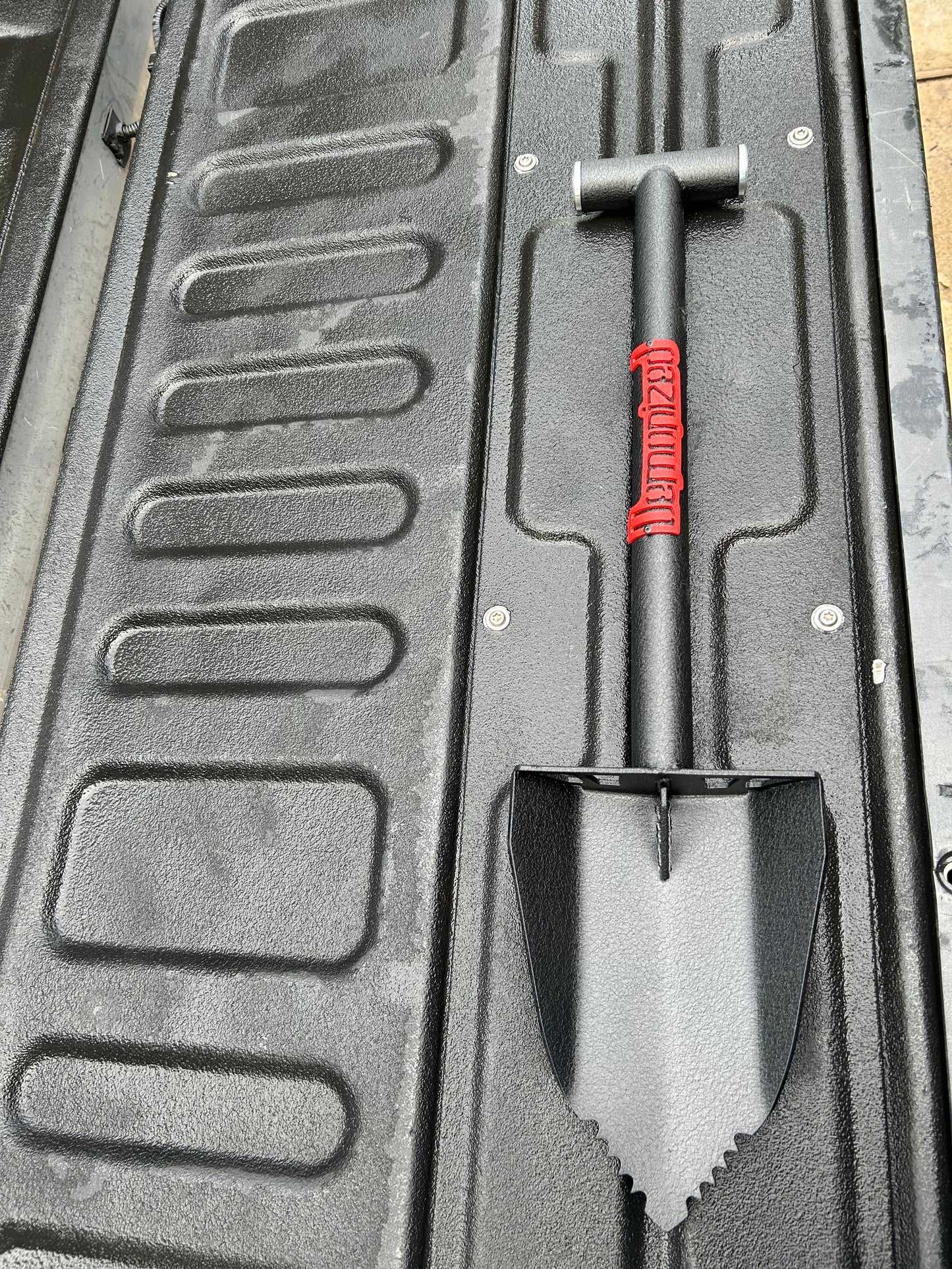 The Butcher Off-Road Shovel