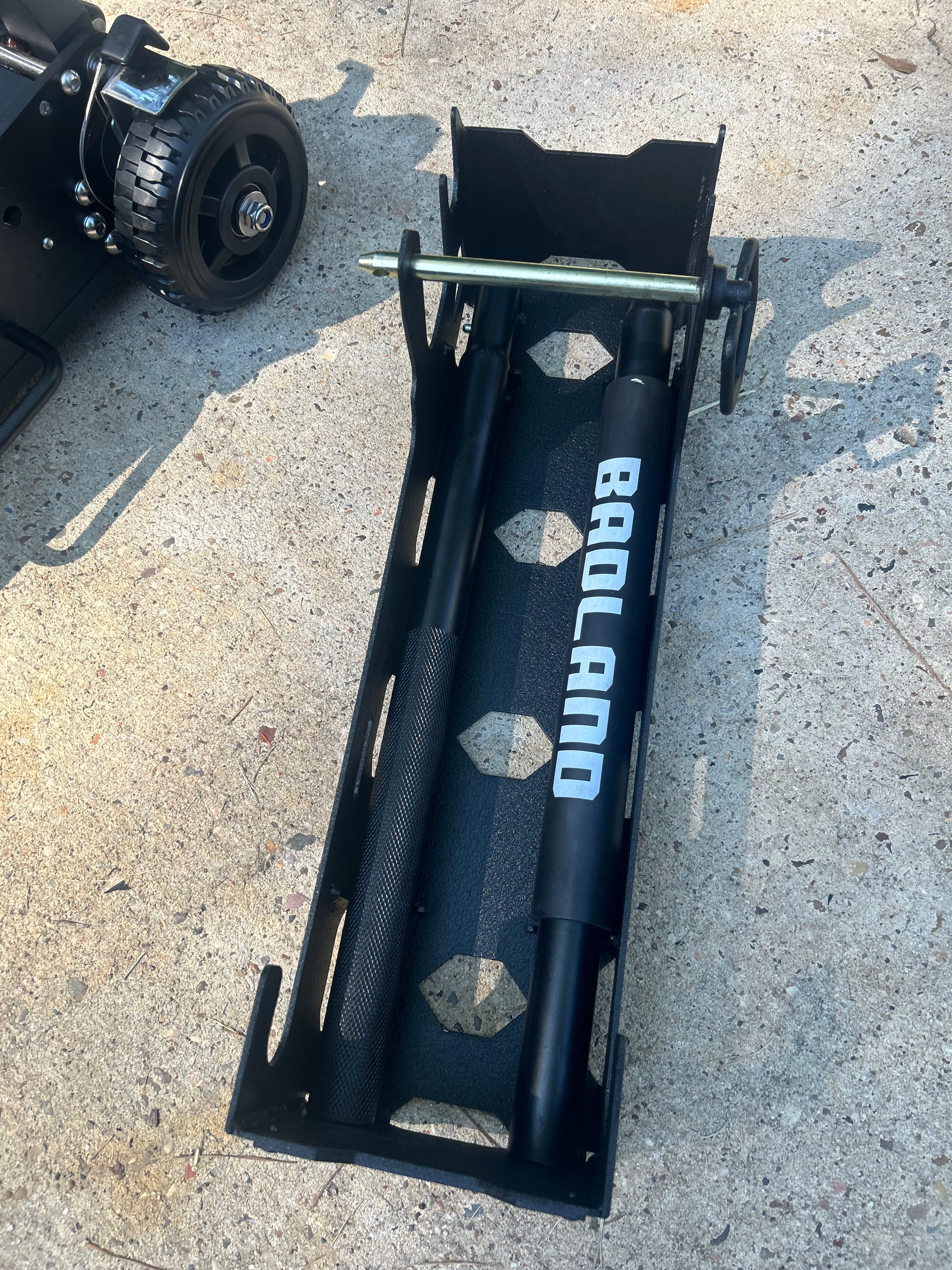 Blackout Badlands 1.5-ton Jack Mount – Demonized Fabrication